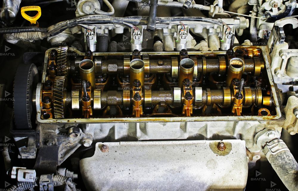 Замена прокладки клапанной крышки Alfa Romeo GTV в Санкт-Петербурге