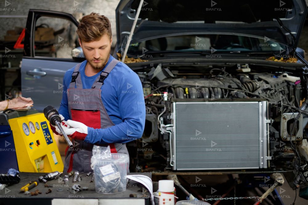 Замена радиатора охлаждения Chevrolet Camaro в Санкт-Петербурге