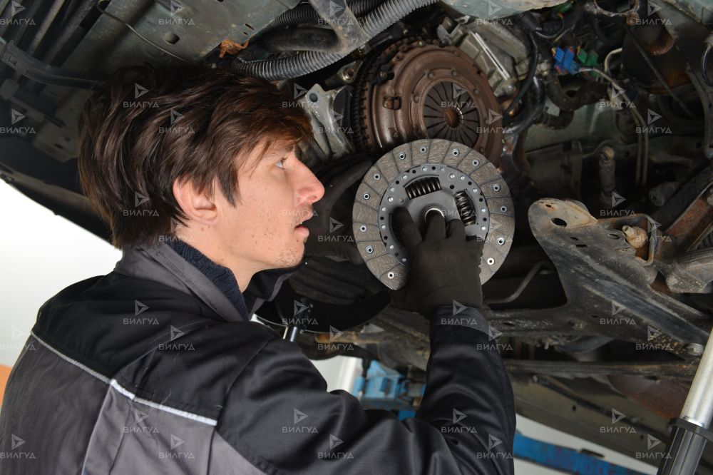 Ремонт сцепления Toyota Tundra в Санкт-Петербурге