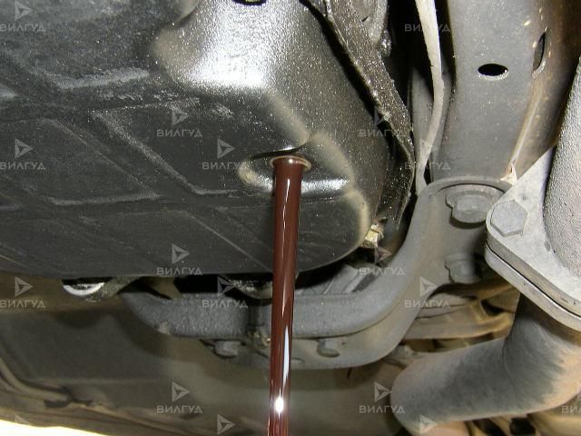 Как правильно заменить масло в МКПП Mitsubishi Lancer IX?