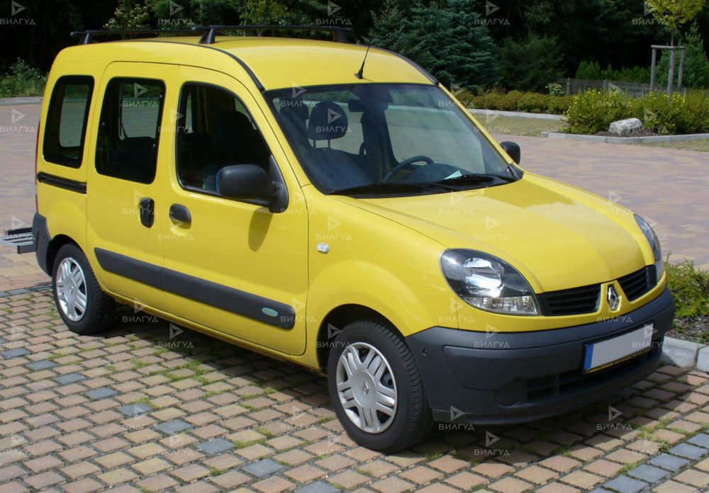 Замена масла в переднем и заднем дифференциале Renault Kangoo в Санкт-Петербурге