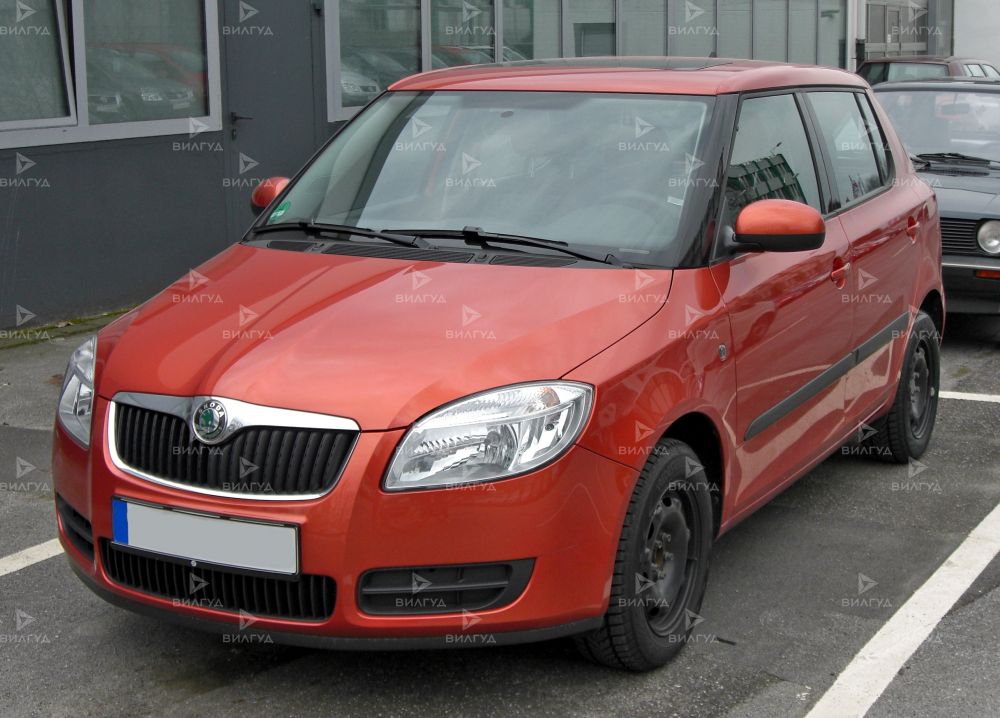 Замена радиатора кондиционера Škoda Fabia в Санкт-Петербурге