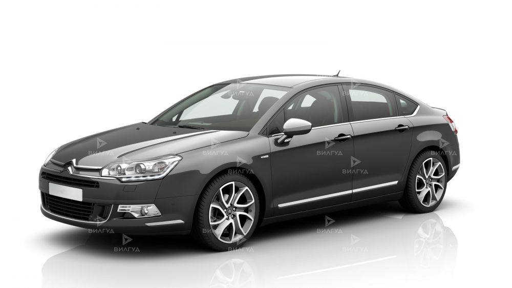 Диагностика бензинового двигателя Citroen C5 в Санкт-Петербурге