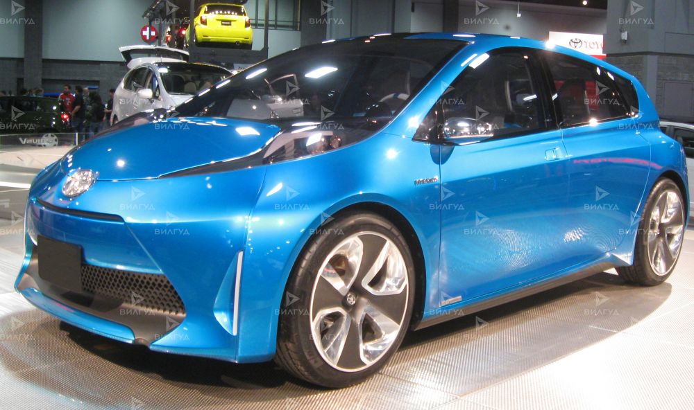 Замена радиатора охлаждения Toyota Prius в Санкт-Петербурге