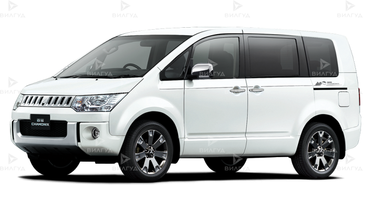 Ремонт и замена глушителя Mitsubishi Delica в Санкт-Петербурге Ремонт и замена глушителя Mitsubishi Delica в Санкт-Петербурге